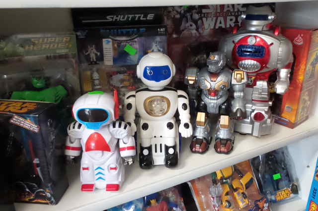 Zabawki, roboty, kosmici, ufo, Star Wars